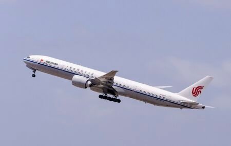 Air_China_Boeing_777-300ER
