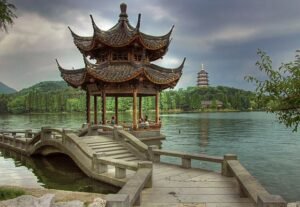 Best Time to Visit Hangzhou