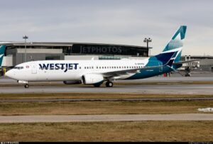 WestJet Flight Gear Collapse at Sint Maarten Closes Airport