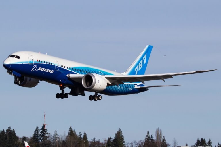 FAA Restores Boeing's Certification Authority for 737 MAX and 787 Dreamliner