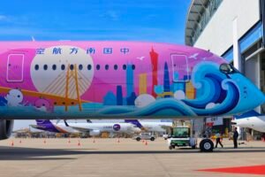 China Southern's Dazzling A350 Livery