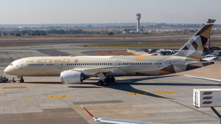 Etihad Airways Boeing 787-9