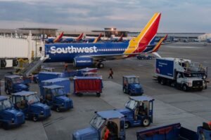 Southwest Airlines Explores Long-Haul Strategy with Potential Lounges and Widebody Fleet