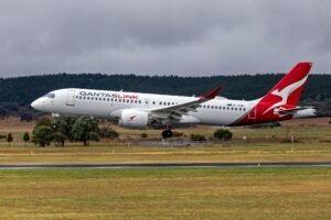 Qantas Airbus A220