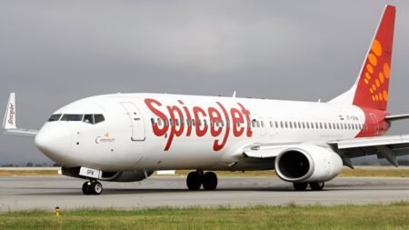 SpiceJet Plans to Reactivate and Expand Fleet by April 2026 SpiceJet Boeing-737