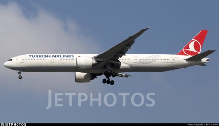 Turkish Airlines Flight TK9 Diverts to Oslo Due to Medical Emergency Turkish Airlines TC-JJN