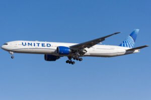 United Airlines Boeing 777