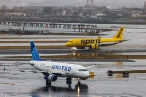 United Airlines Opts Out of Bidding for Spirit Airlines’ Assets United and Spirit Airlines A320s