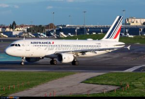 Air France A320 Registered as F-GKXQ 